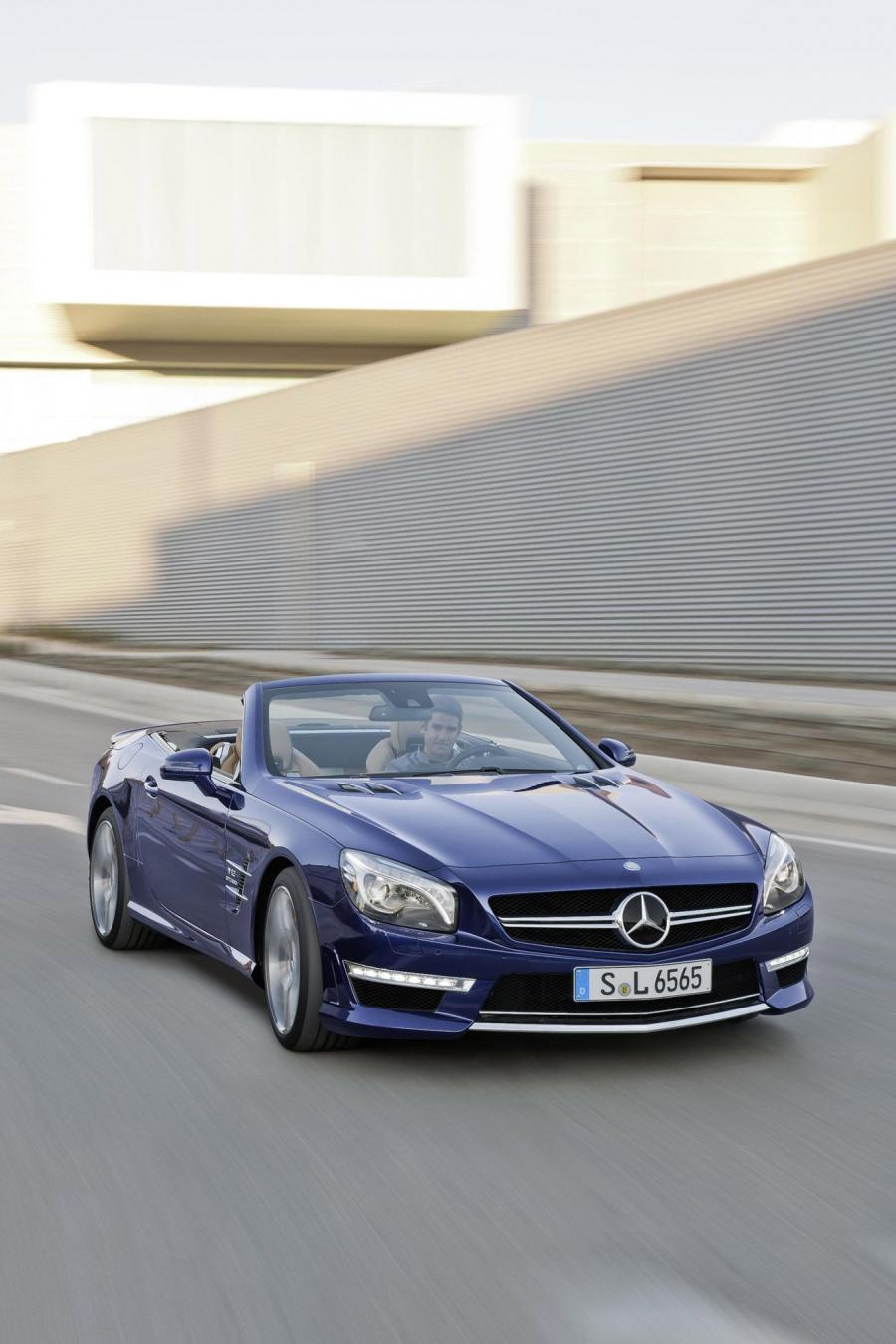  Mercedes-Benz SL65 AMG 2013 года  (фото 10 из 76)